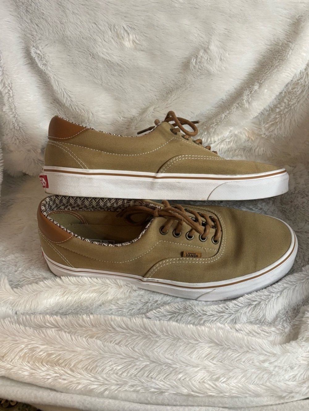 Men’s Vans Canvas Low-Top Sneakers in khaki Tan and Brown Boat Shoes Sz 11 - Picture 3 of 6